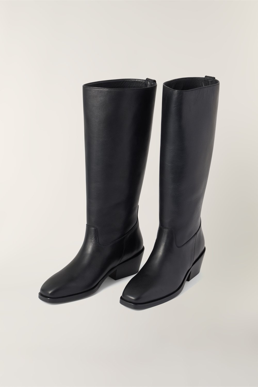 BERGAM BLACK BOOTS vue 2